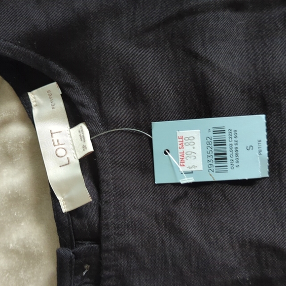 LOFT Black Ruffle back top - Picture 2 of 3